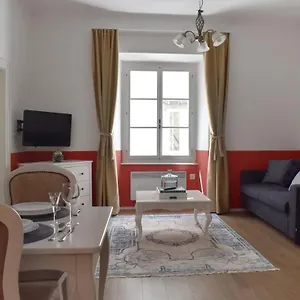 Vitez Ii Apartment